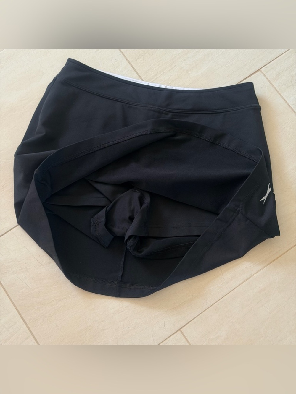 Woman’s Black Slazenger Golf or Tennis Skort - Size Small - Picture 7 of 7